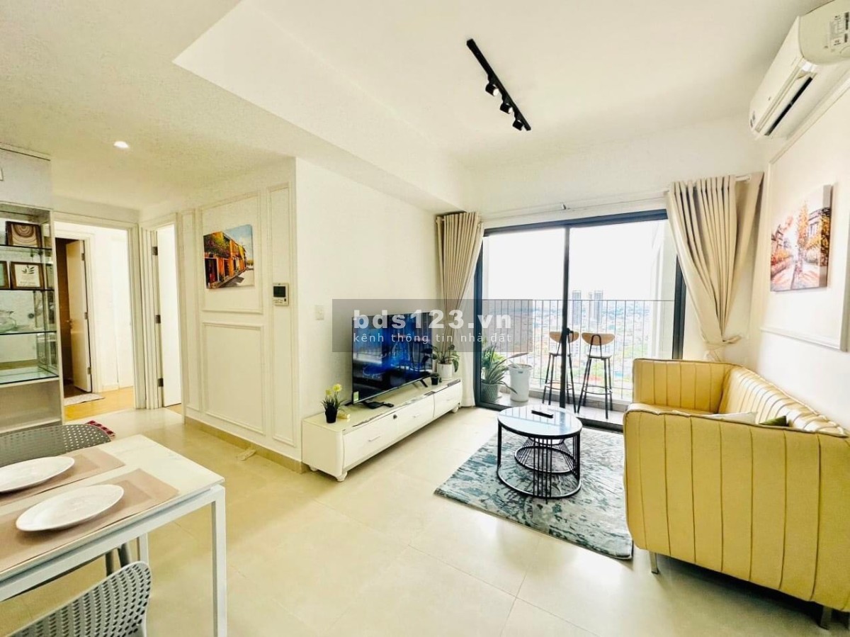 Cho thuê căn hộ Hùng Vương Plaza 130m2 3PN 24tr. Nội thất như hình, vào ở ngay