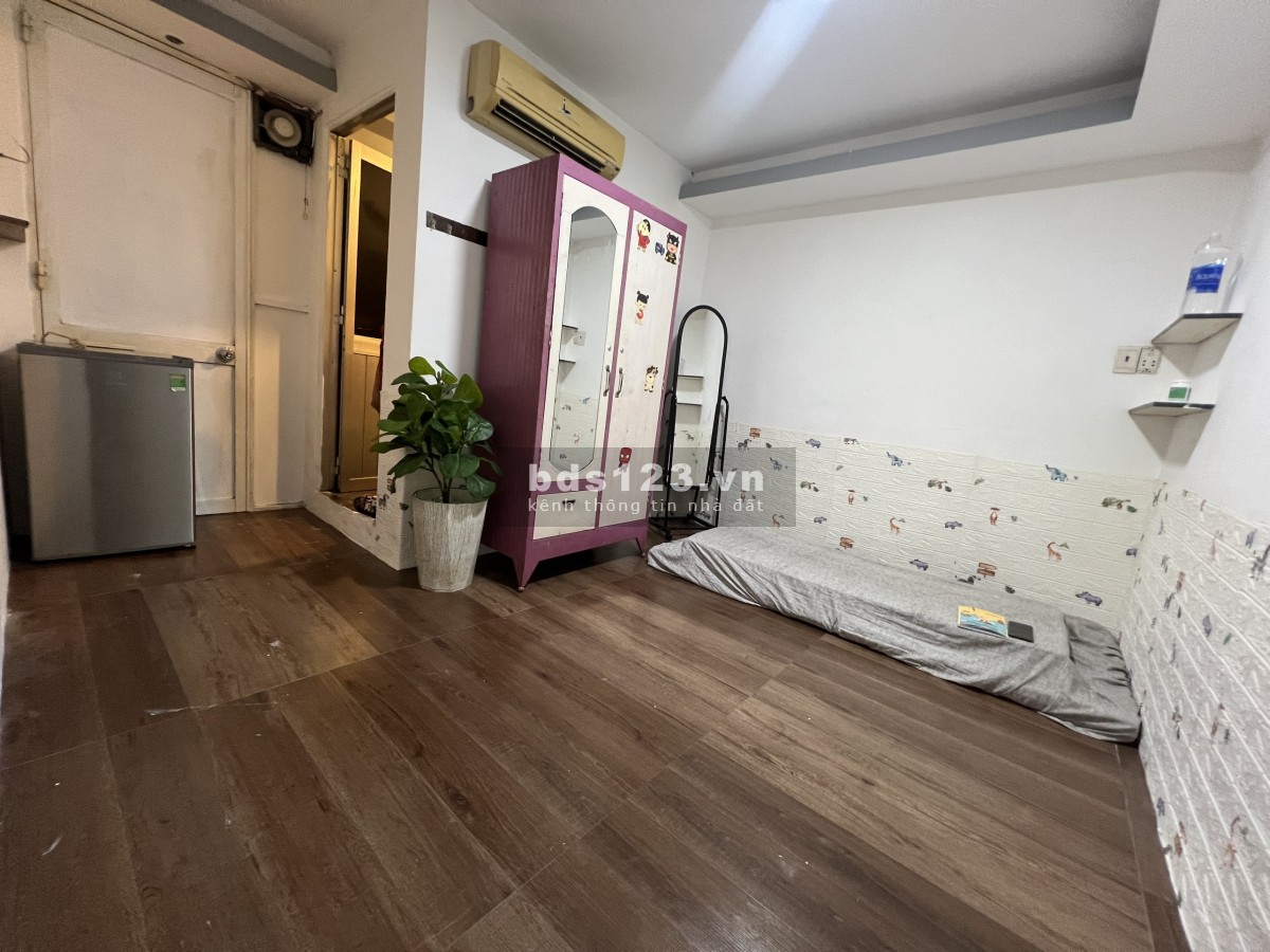Phòng 18m2 cho thuê giờ tự do Hồ Văn Huê, PN 3,2tr/tháng