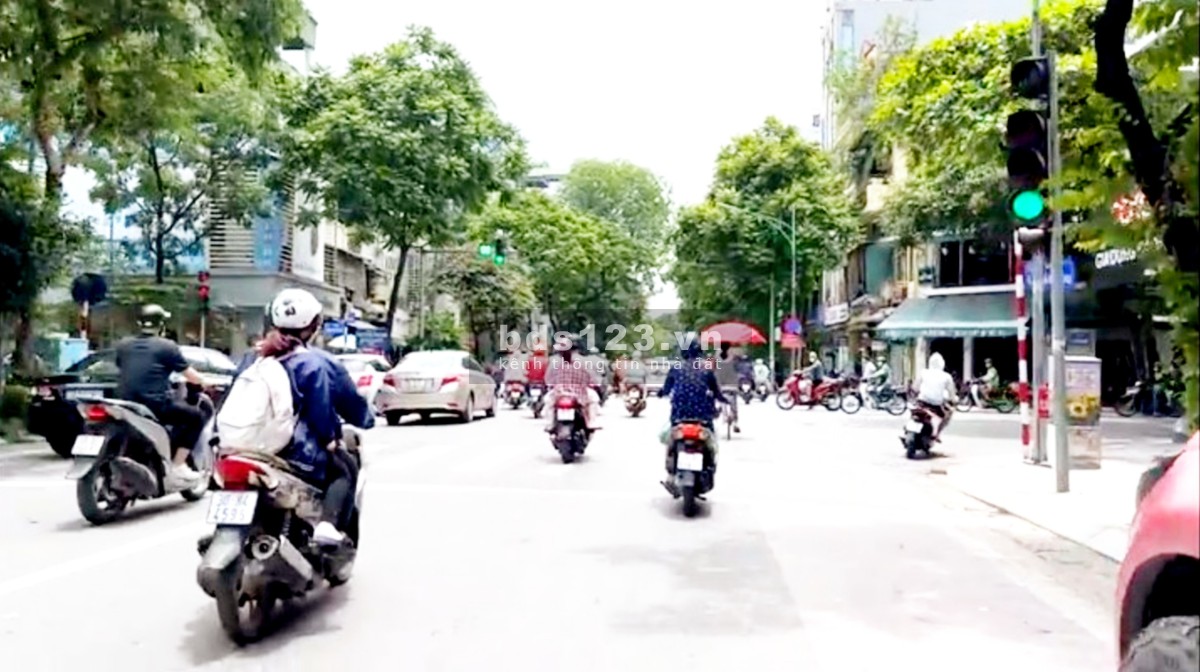 Bán nhà cấp 4 đường lớn, phường Tân Đông Hiệp, TP Dĩ An, giá 2 tỷ 7