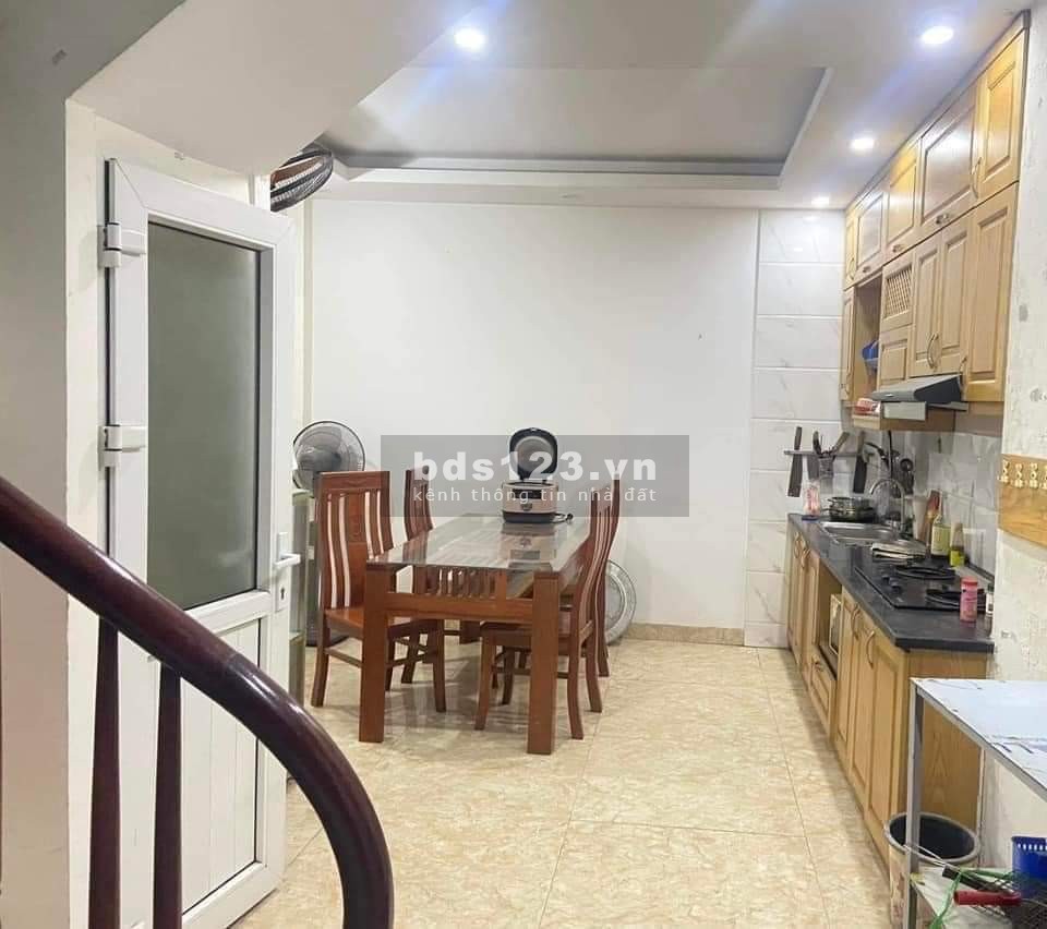 Bán nhà phố Triều Khúc, Thanh Xuân, Hà Nội - Dòng tiền, gân ô tô, gần phố lớn