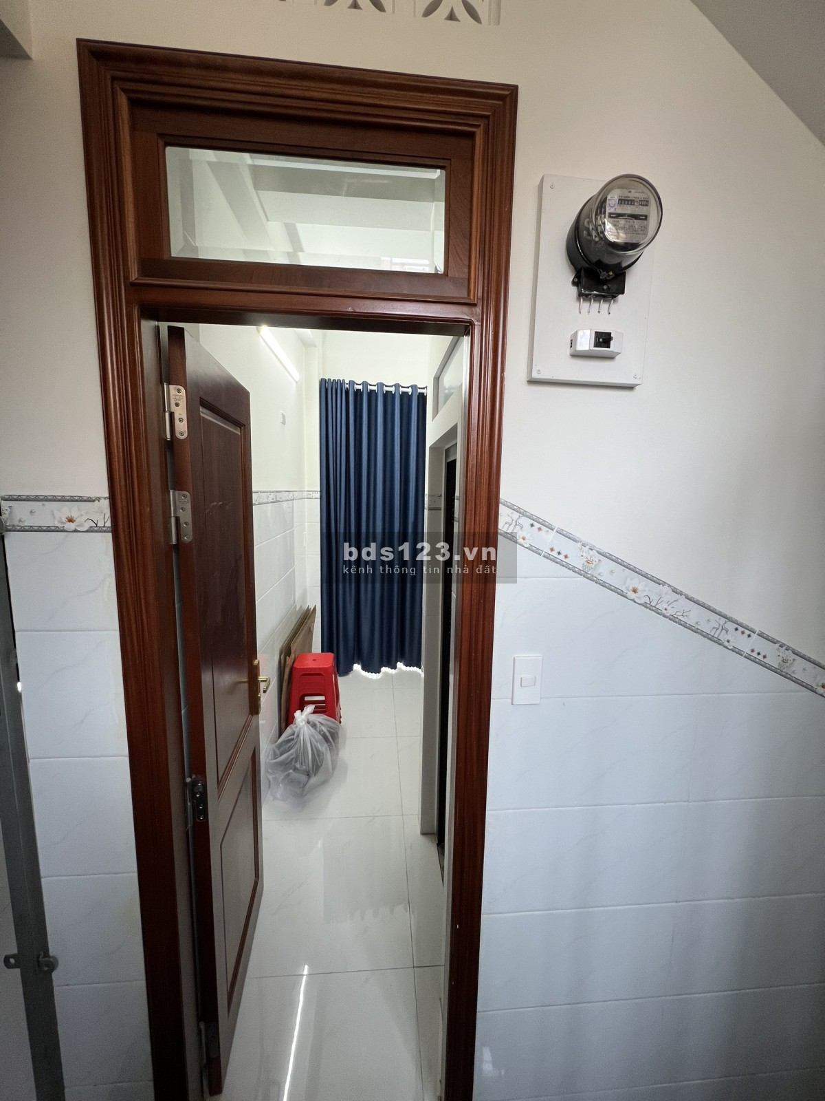 Phòng mới xây 12m2 mặt tiền Nguyễn Thái Học, sát ngay Phân Viện Sốt Rét - Trung Tâm Chỉnh Hình.