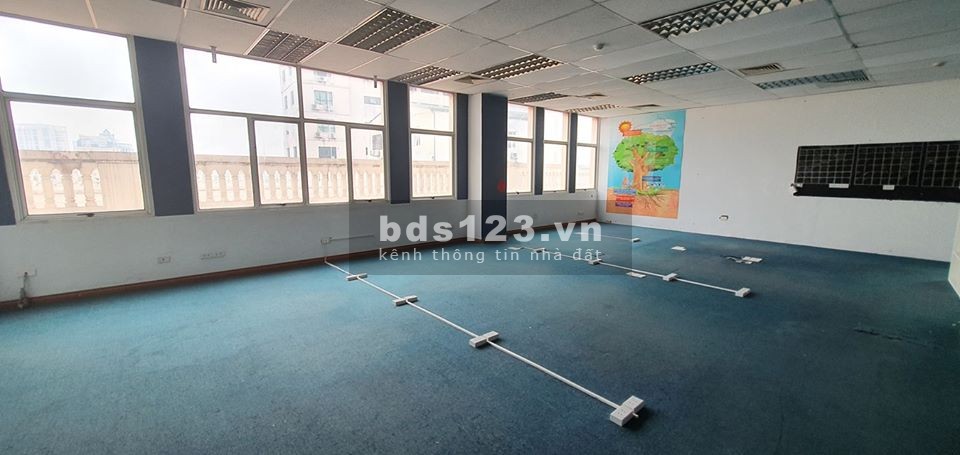 Cho thuê văn phòng 210m2 tại tầng 7 và 105m2 tại tầng 8, toà nhà Báo Tiền Phong số 15 Hồ Xuân Hương.