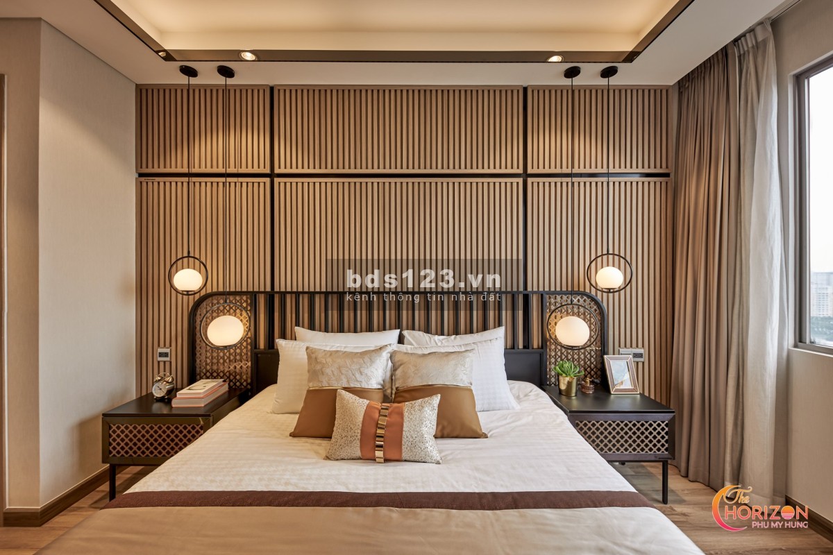 Hàng hiếm chủ đầu tư, căn mặt phố, vị trí góc 2 view, trung tâm Hồ Bán Nguyệt, có chiết khấu cao