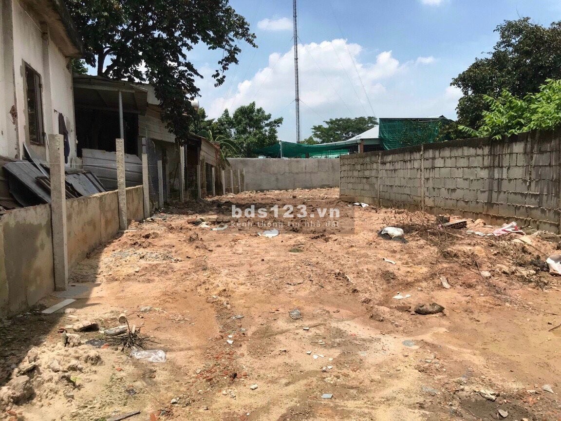 Có 5 lô tách thửa 90m2 đã bán 3, nay bán nốt 2 lô, giá 1tỷ300 Tỉnh Lộ 10