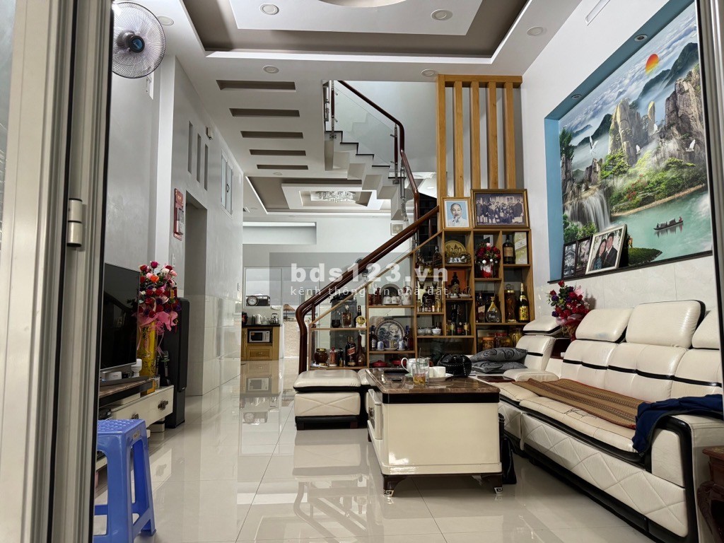 Bán nhà xinh đẹp lung linh ngang khủng đường số 59 Gò Vấp, xe hơi vào nhà - Gía 9.5 tỷ 122M2