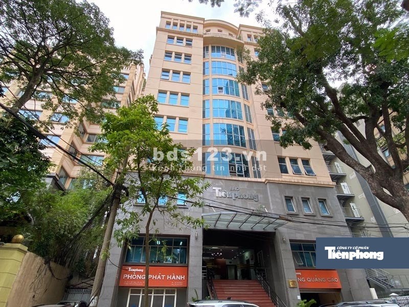 Cho thuê văn phòng 210m2 tại tầng 7 và 105m2 tại tầng 8, toà nhà Báo Tiền Phong số 15 Hồ Xuân Hương.