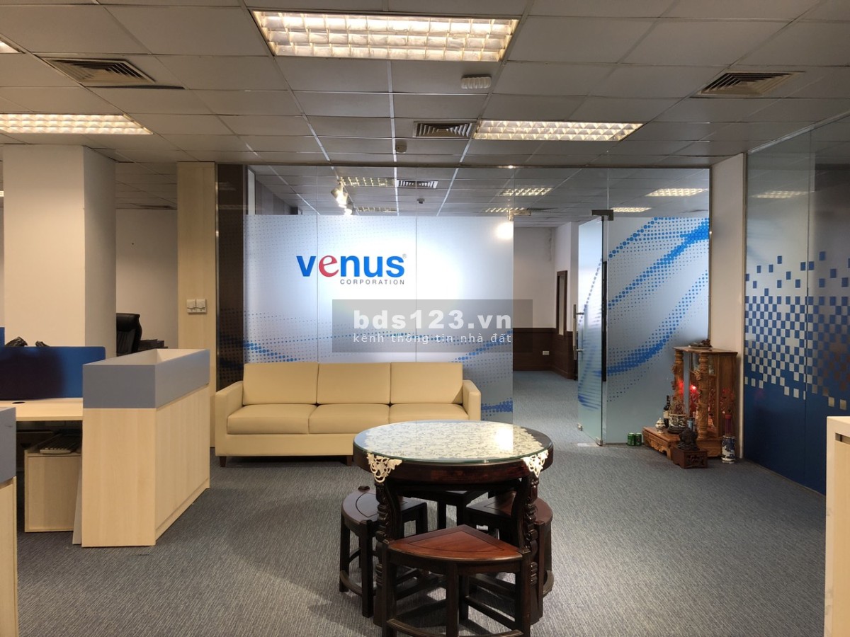 Cho thuê văn phòng 210m2 tại tầng 7 và 105m2 tại tầng 8, toà nhà Báo Tiền Phong số 15 Hồ Xuân Hương.