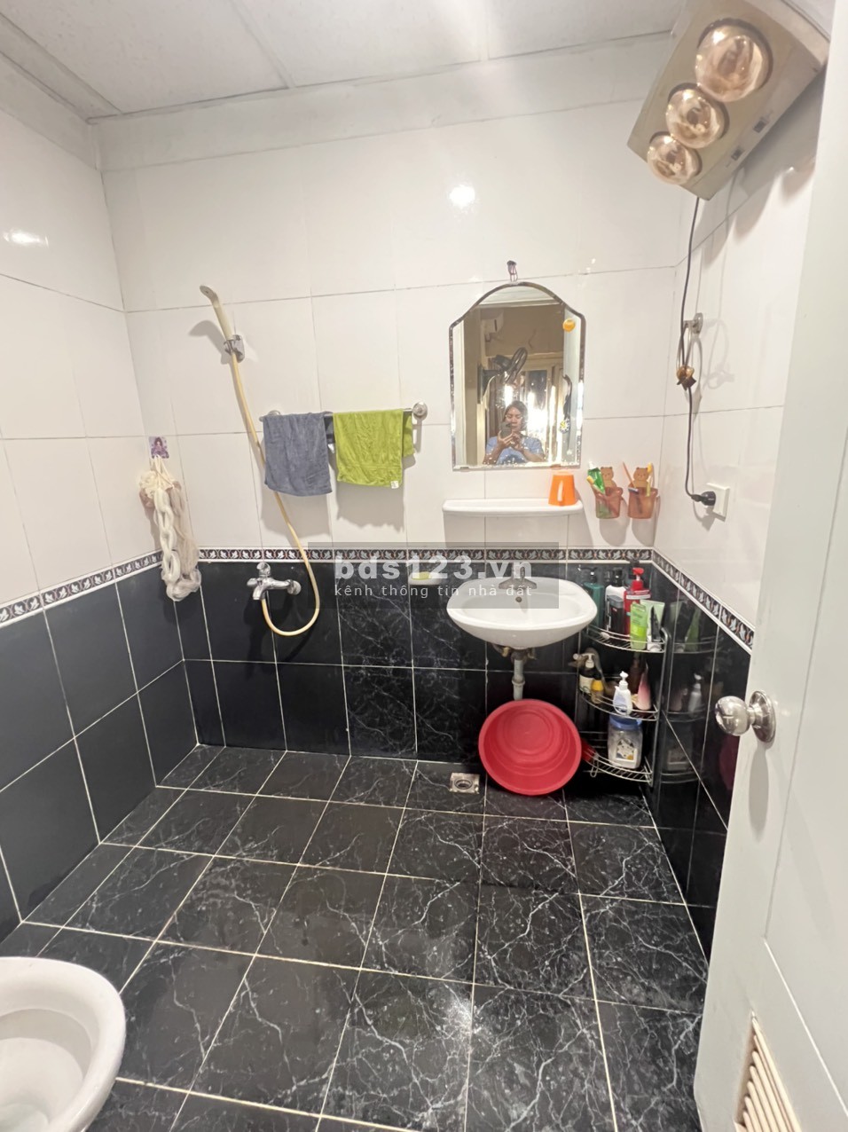 Chính chủ cần bán căn hộ 79.5m2 2Pn 2WC tòa Hemisco Xa La Q.Hà Đông