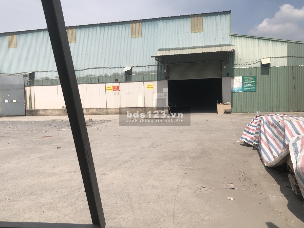 Kho xưởng cho thuê, bán đường Hà Huy Giáp Quận 12