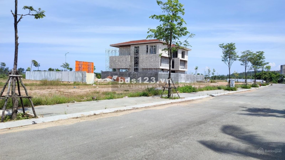 Chính chủ bán gấp lô đất cực đẹp 100m2, 1tỷ399, KDC Bình Hưng, Bình Chánh, sổ hồng riêng