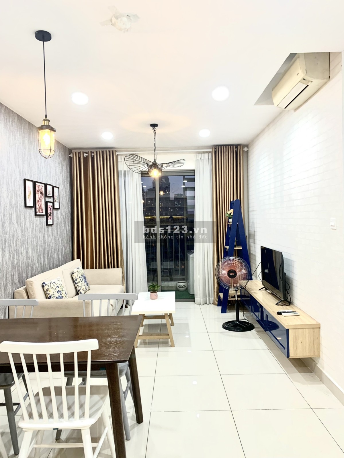 Bán rẻ căn hộ đẹp full nội thất – The Sun Avenue 2PN