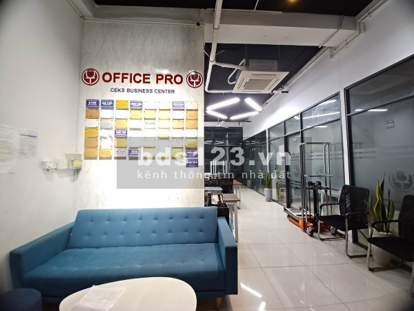 Thuê văn phòng 40m2 ở Tân Phú Đẹp - Giá rẻ - Mặt tiền đường cho 10 - 20 nhân sự