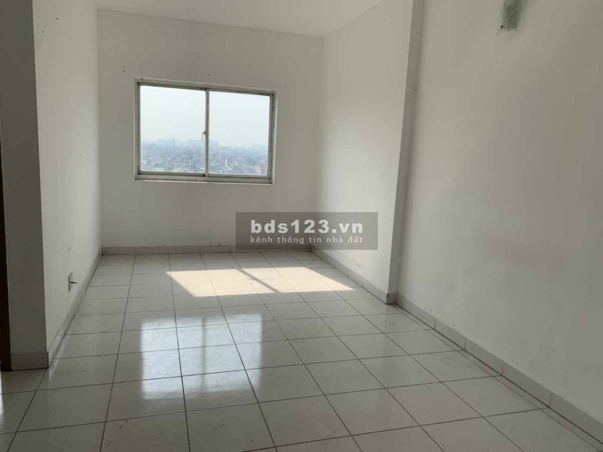 HQC Hóc Môn ngay chợ đầu mối, căn 50 m2 có 2 PN giá bán 1 tỷ 050 triệu. L/H 0909 456 158