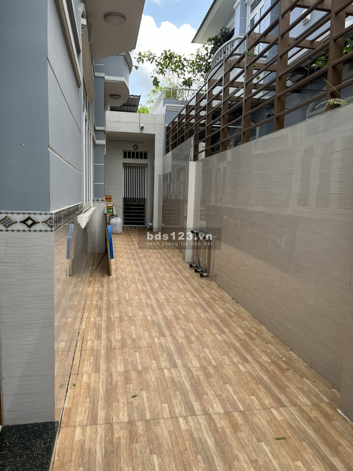 Bán nhà Biệt thự Khang điền - Intresco dt 200m2 giá rẻ 17,5 tỷ shr
