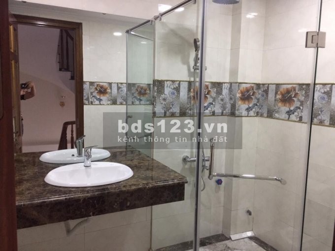 Rẻ số 1 Đại Thành, ngay trung tâm xã. Nhà (3 tầng*4PN) có sân vườn, giá 2.98tỷ về ở luôn.