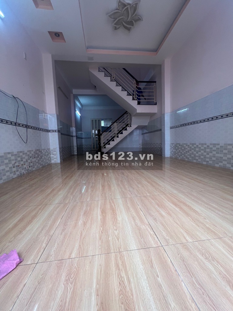 Giảm 250 triệu bán gấp - Hẻm xe tải đua nhau thị trấn Nhà Bè - Nhỉnh 4 tỷ
