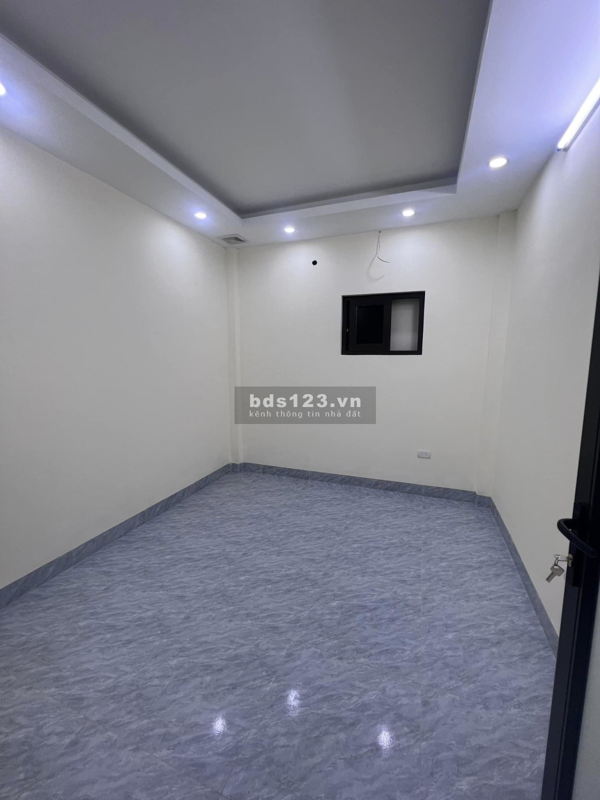 Bán nhà Cầu Diễn, Bắc Từ Liêm mới xây, 5 tầng, 38M2