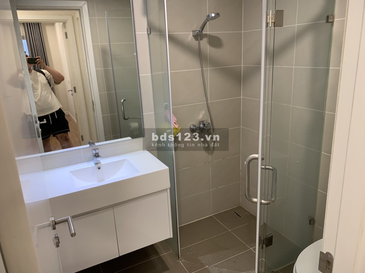 Bán nhanh CH cao cấp Kosmo Tây Hồ 80m2, 2PN & 2WC full NT đẹp lung linh