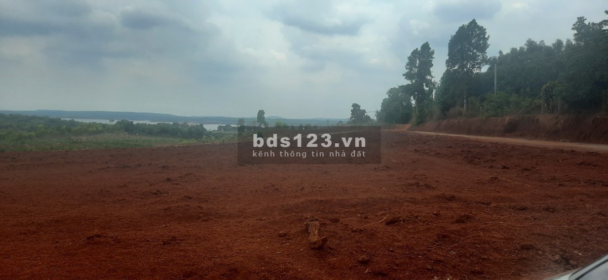 Bán đất MT đường view hồ Bình Phước giá chỉ 390 triệu/ nền