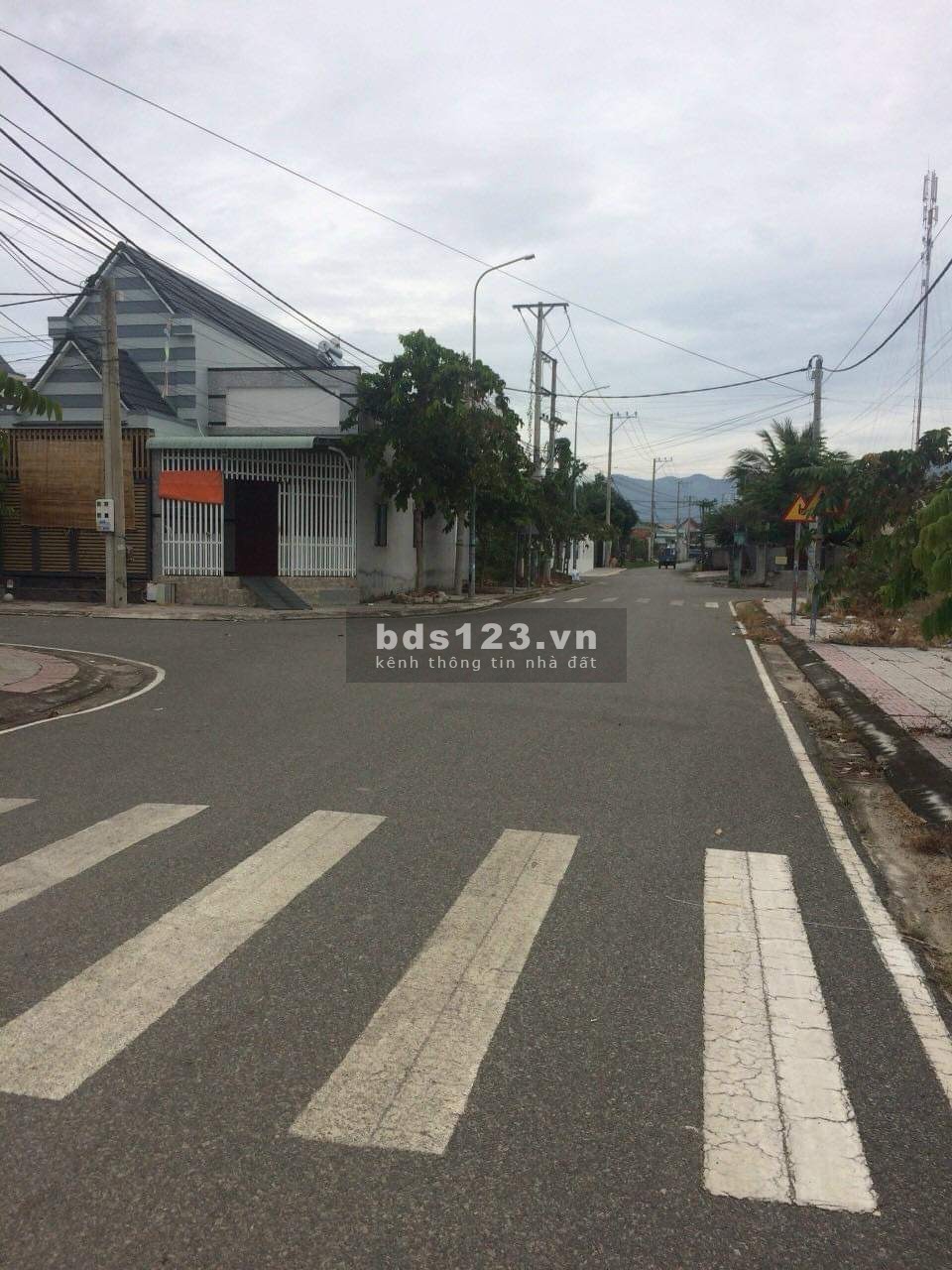 Bán lô tái định cư tân hoà xã tân hoà QL51