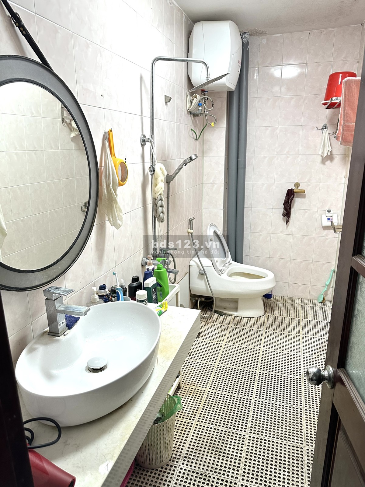 Cần bán nhà phố ô Đòng Lâm (Hồ 3 Mẫu) - Đống Đa - DT: 57M2 - MT 4.8M2 - Gía 6.x tỷ