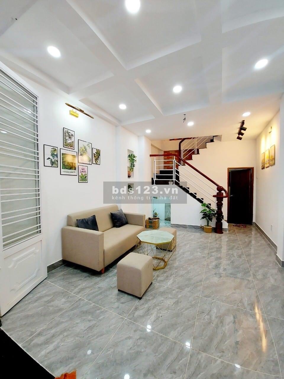 Nhà đẹp 5 lầu Bình Thạnh - Gía 3,8 tỷ - 50m ra công viên dạo mát