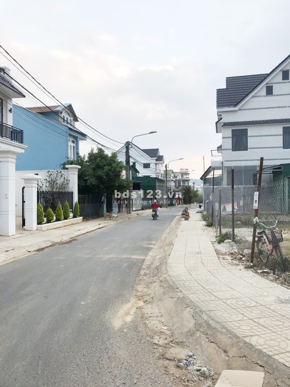 Chính chủ bán nhà mặt tiền 200m2, KQH Nguyễn Hữu Cầu
