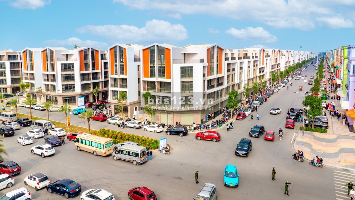 Chuyên bán BĐS liền kề, biệt thự dự án Vinhomes Ocean Park 2 và 3 LH: 0934999105