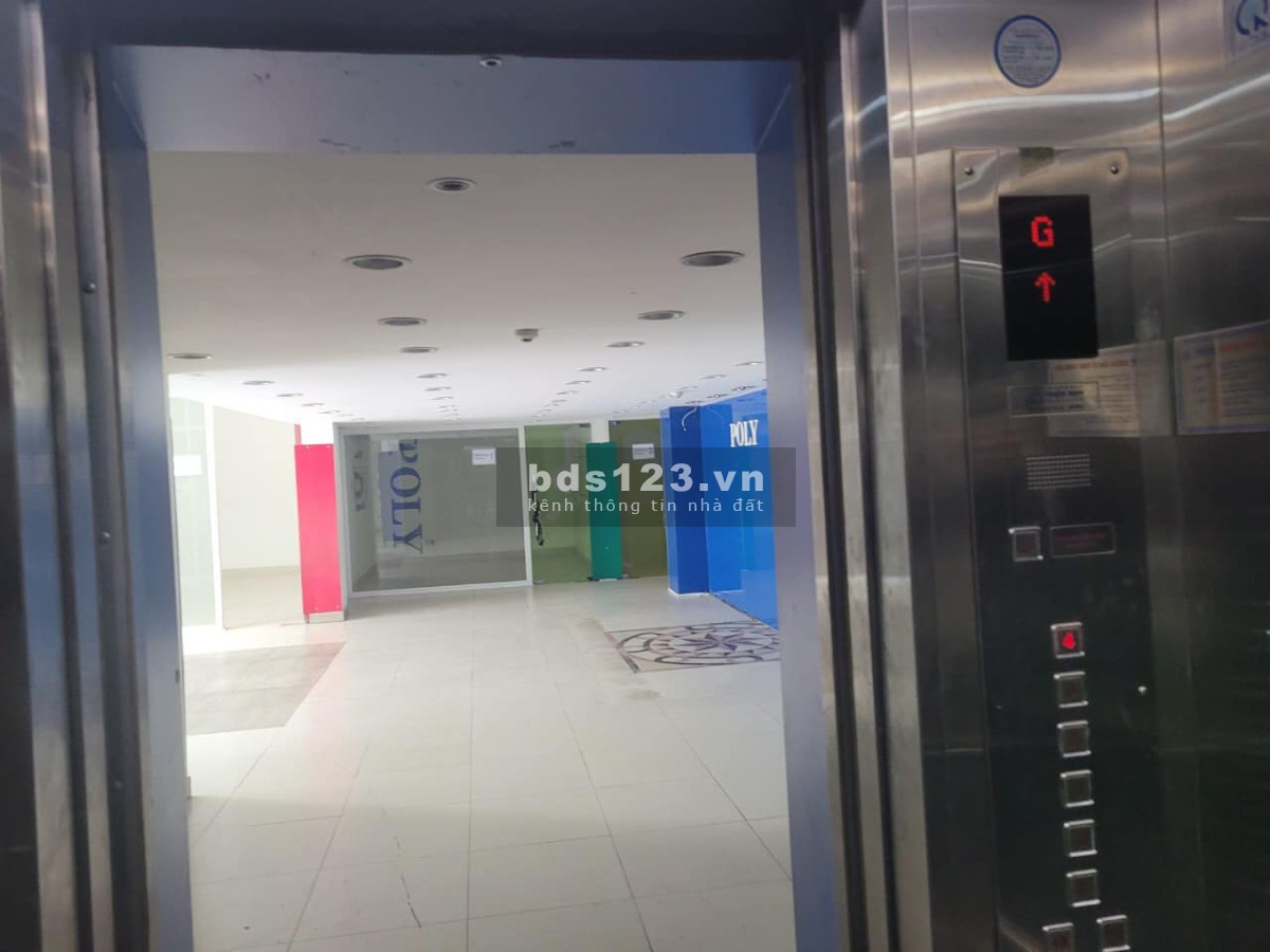 Cho thuê nhà, mặt tiền Phan Khiêm Ích, Phường Tân Phong, Quận 7
