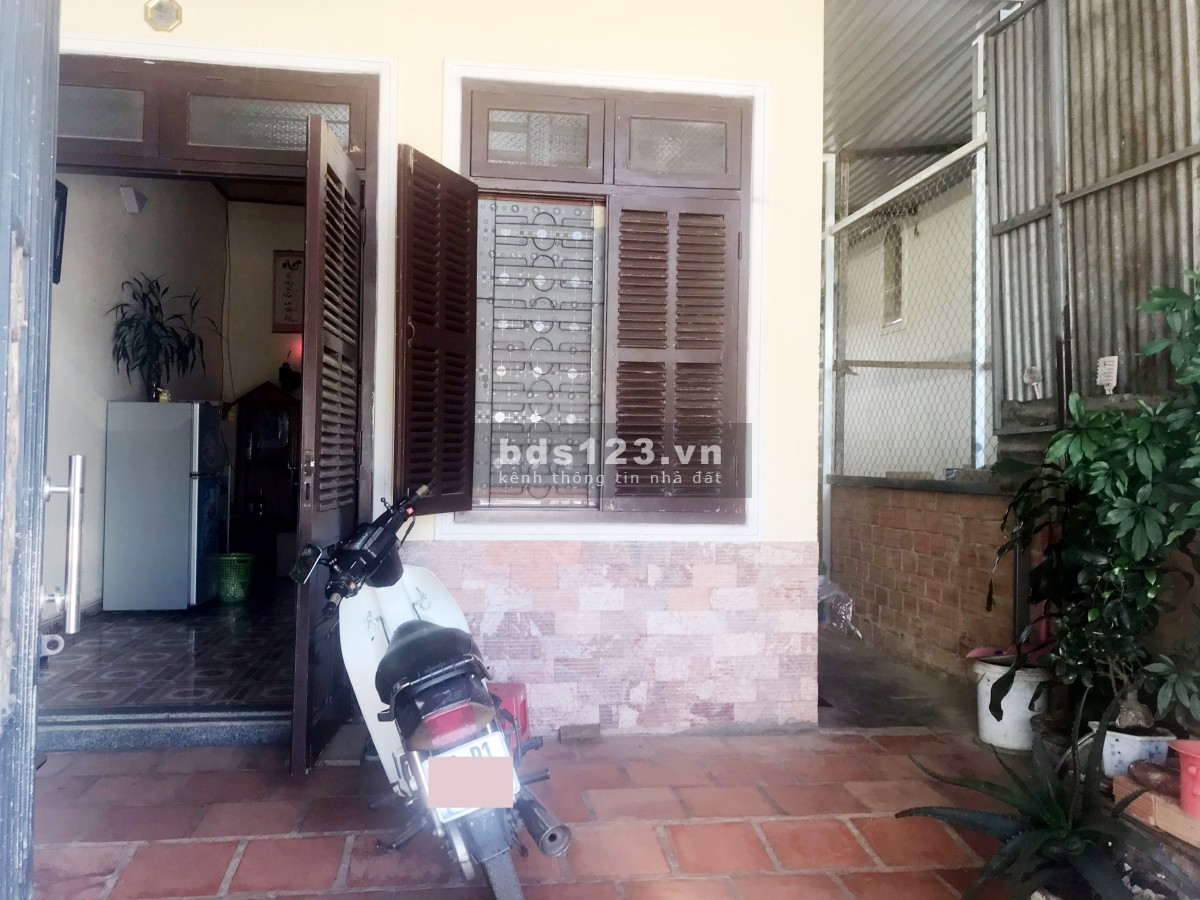 Chính chủ bán nhà mặt tiền 200m2, KQH Nguyễn Hữu Cầu