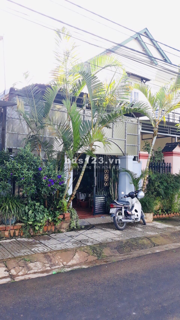 Chính chủ bán nhà mặt tiền 200m2, KQH Nguyễn Hữu Cầu