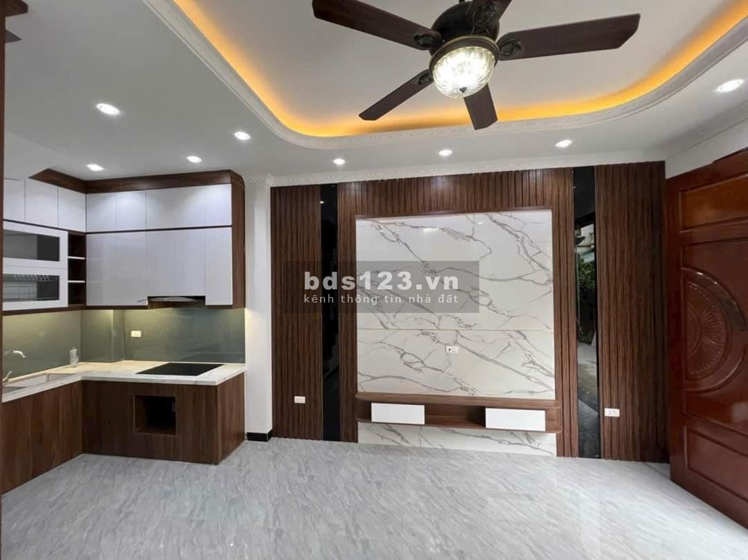 Nhà thổ cư ven đô 40 - 70m xây mới 4T, ô tô đỗ cổng, trả trước 500 triệu nhận nhà, sổ riêng