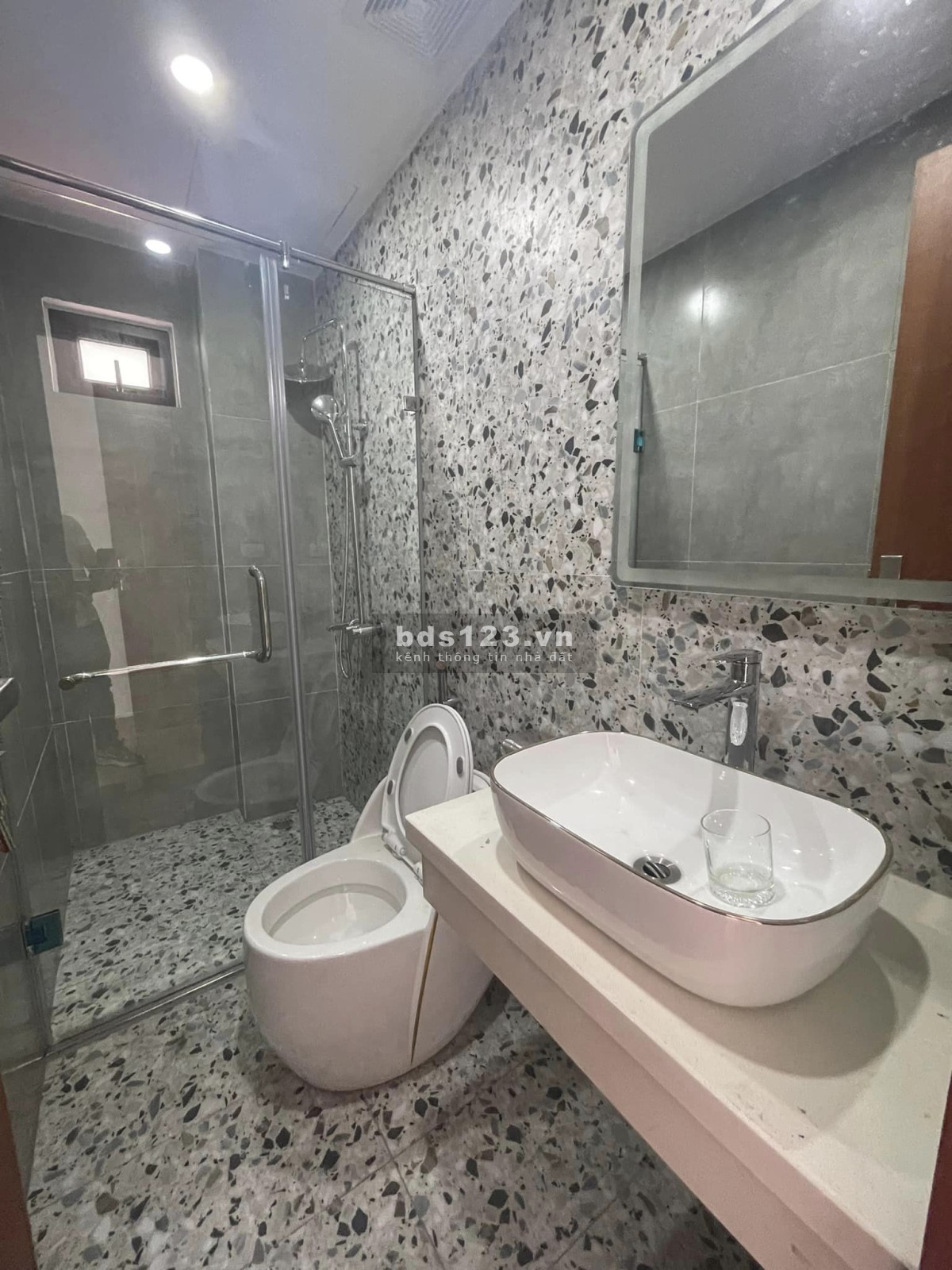 Siêu phầm Khâm Thiên 30M ra phố - 5 tầng thang máy, full nội thất, nỉnh 7 tỷ