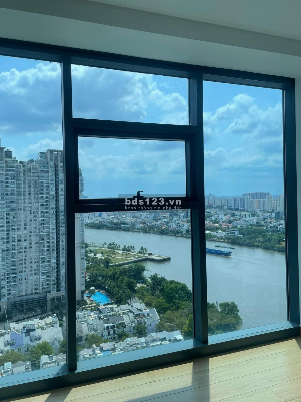 Căn hộ cao cấp View sông SG, nhận nhà ở ngay, liền kề quận 1, giá 90tr/m2, thanh toán 5 năm