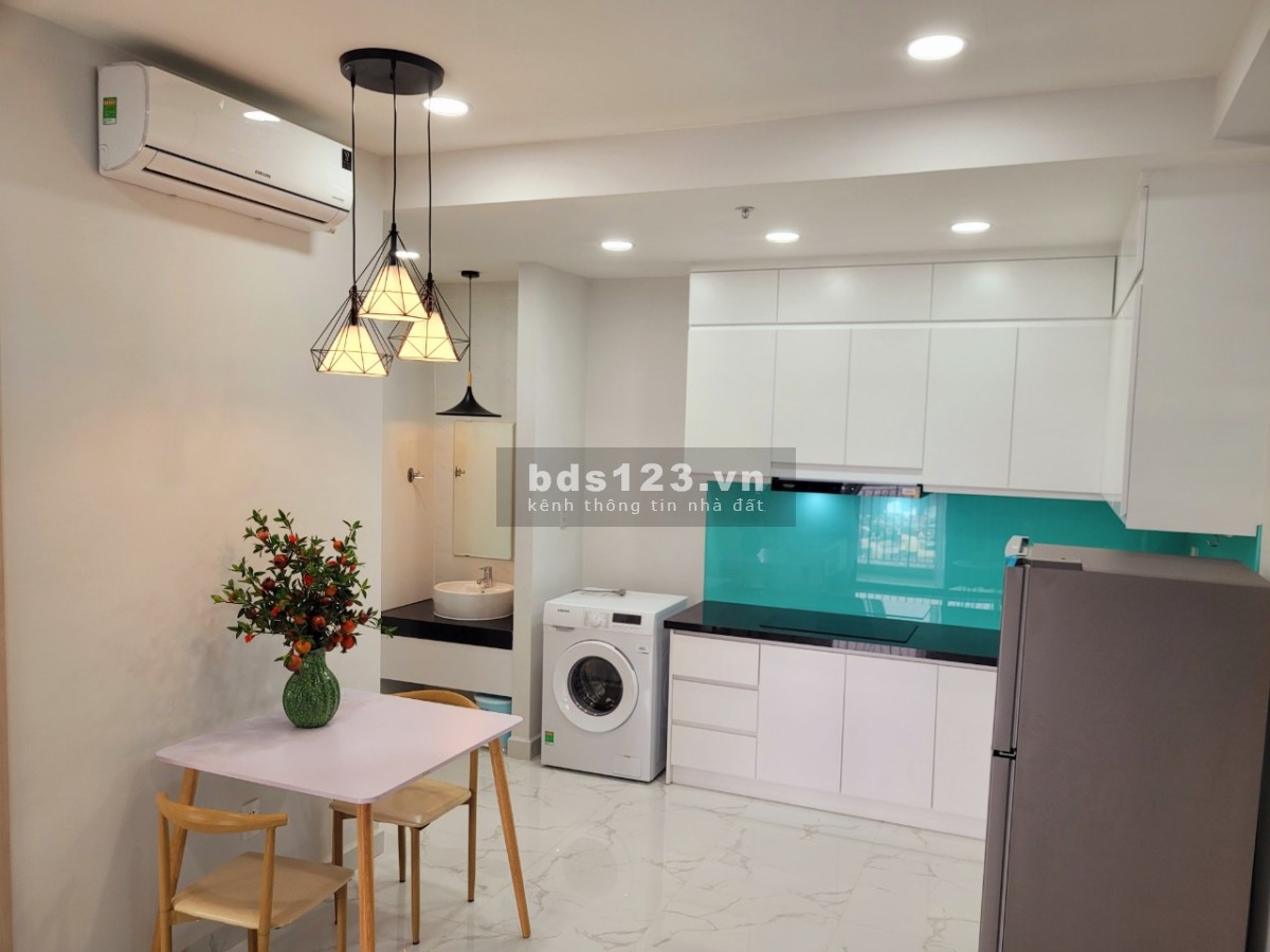Chính chủ cần bán căn hộ 1 PN Charm City, ngay Vincom Dĩ An giá 1,350 tỷ bao sang sổ. LH: 0909981763
