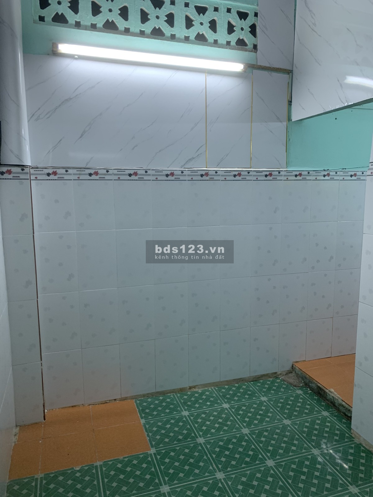 Phòng cho thuê 20m2 tại quận 8 có bếp, vê sinh riêng và camera an ninh 24/7