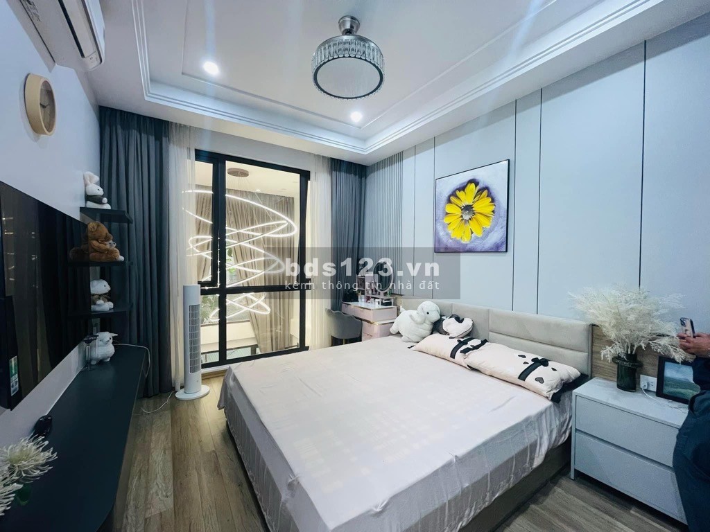 Bán nhà Tam Trinh, lô góc, ô tô tránh đỗ cổng, 5 tầng, 46m2, 4.55 tỷ