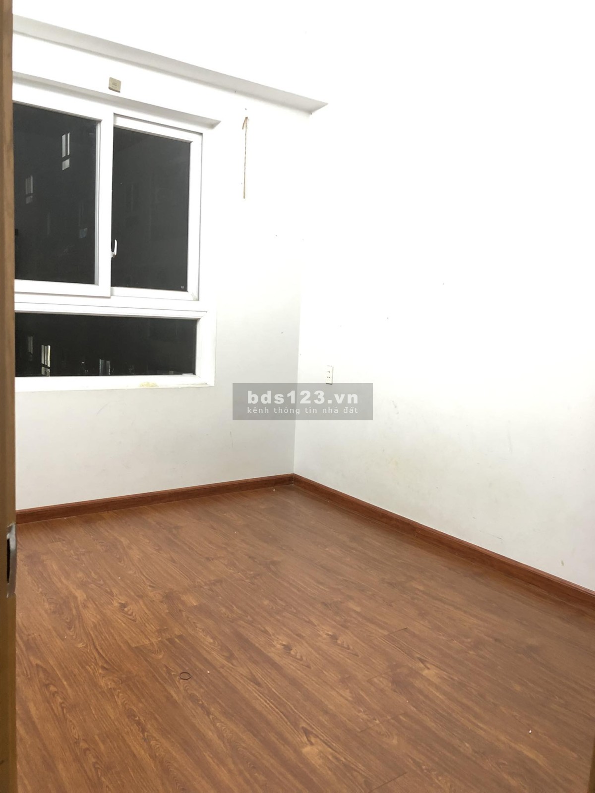 Cần cho thuê gấp căn hộ Felisa riverside Quận 8, Dt : 65 m2, 2PN, 2WC, Giá : 8 tr/th,