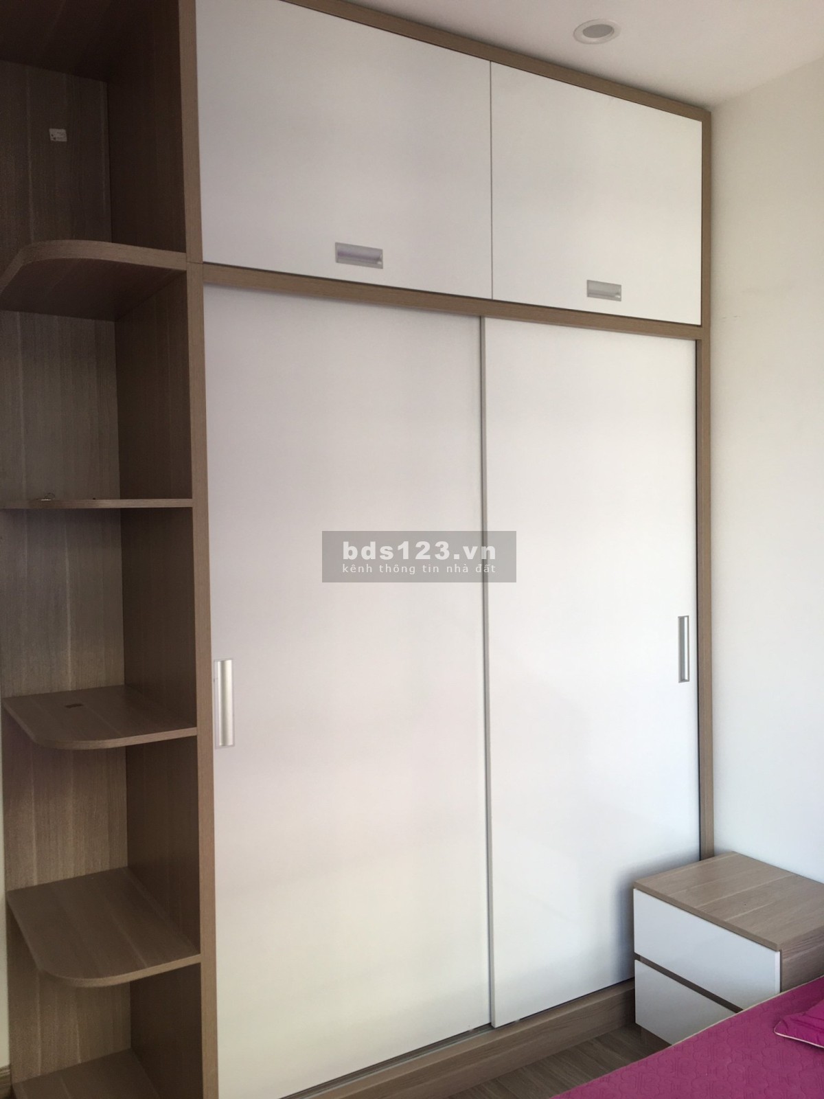 Cần bán căn 2 Ngủ góc phân khu S2, tầng cao trên 20 giá chỉ 2.675 bao phí