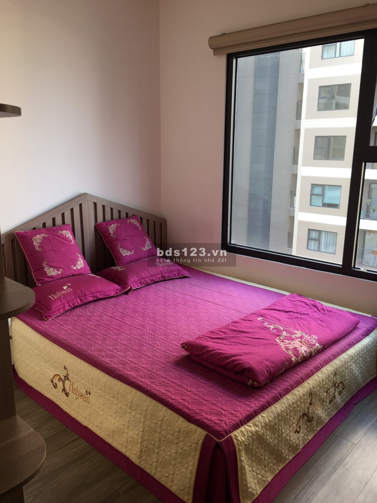 Cần bán căn 2 Ngủ góc phân khu S2, tầng cao trên 20 giá chỉ 2.675 bao phí