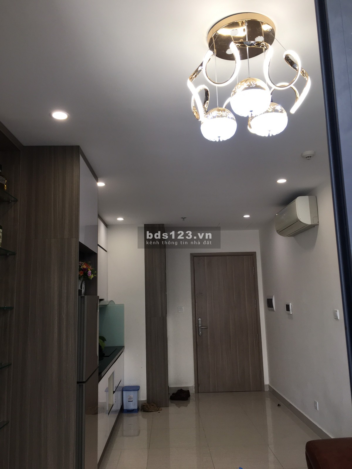 Cần bán căn 2 Ngủ góc phân khu S2, tầng cao trên 20 giá chỉ 2.675 bao phí