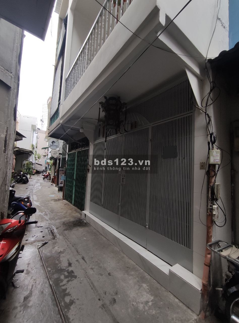Bán nhà gấp Quận 3 – Đường Lê Văn Sỹ – 34m2 – 3 Tầng – Hẻm 4m – Gần 7 tỷ