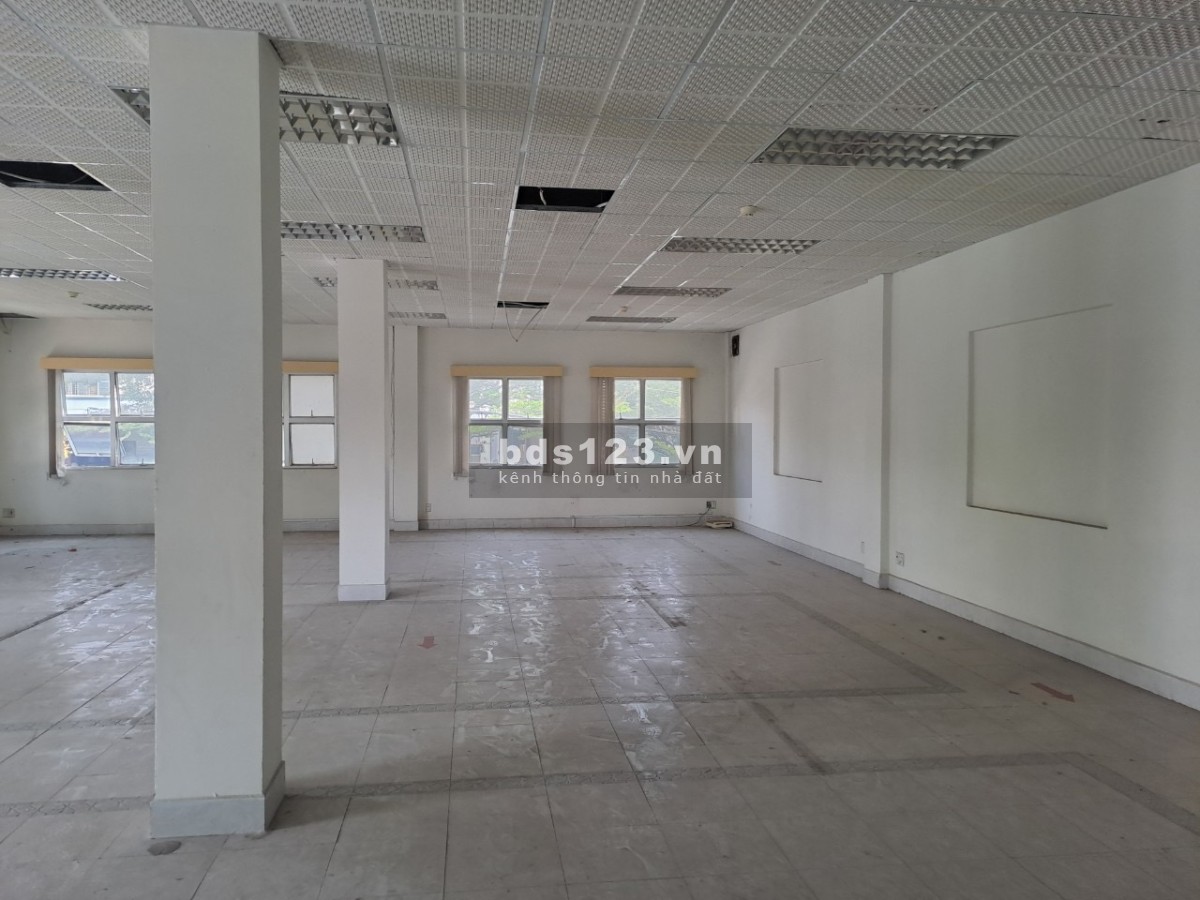 Cho thuê kho xưởng 2.500m2 QL 1A, Linh Trung, Quận Thủ Đức