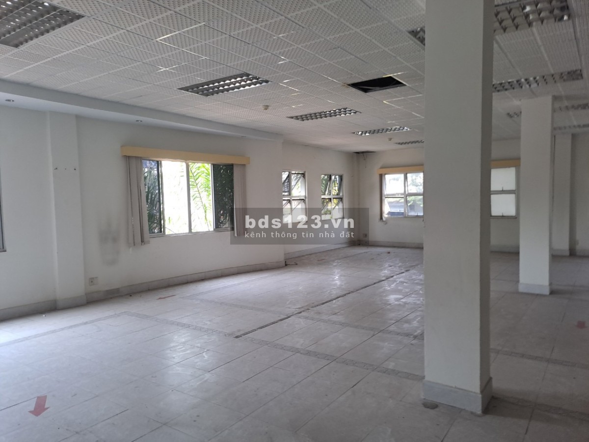 Cho thuê kho xưởng 2.500m2 QL 1A, Linh Trung, Quận Thủ Đức