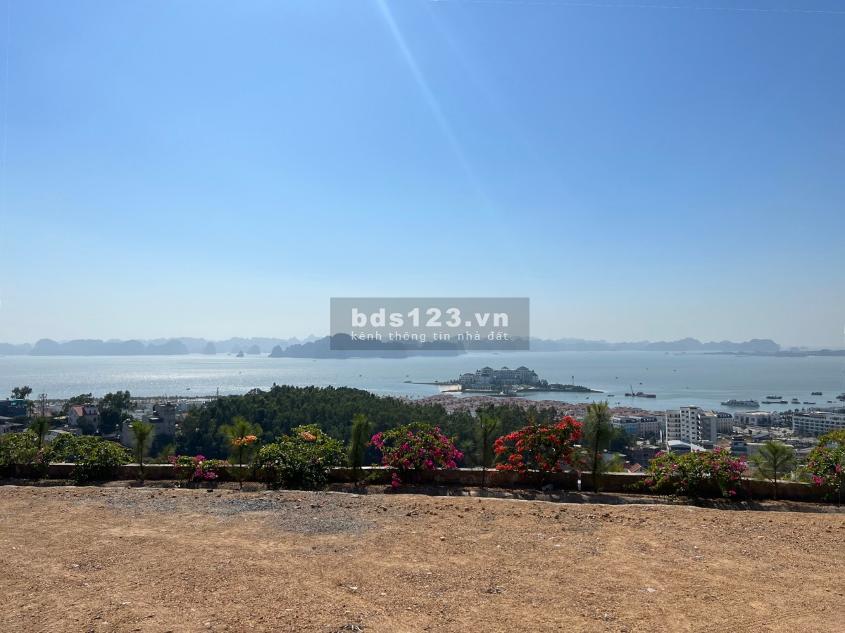 Bán Lô đất 500m2, View Vịnh Hạ Long, chính chủ, pháp lý đầy đủ