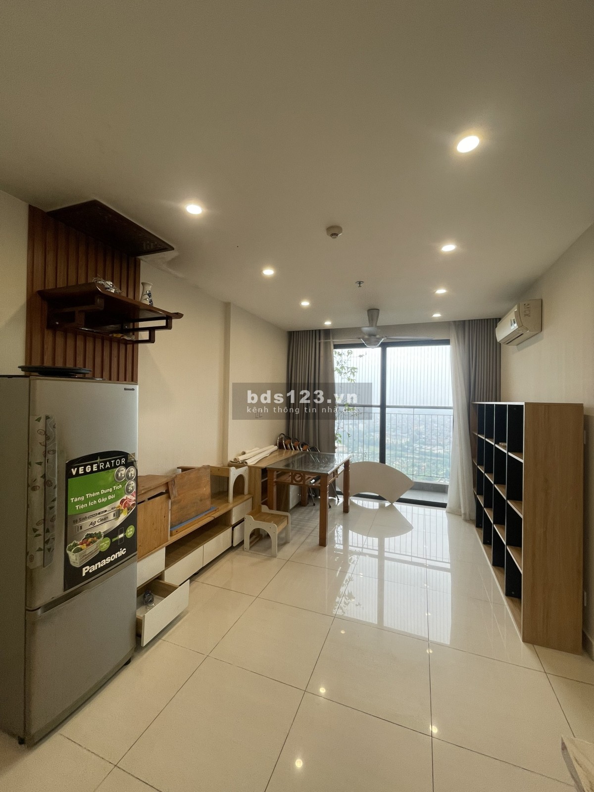 Bán căn hộ 2N1vs 54m2 full nội thất, tầng hướng siêu đẹp tòa s202 Vinhomes smart city