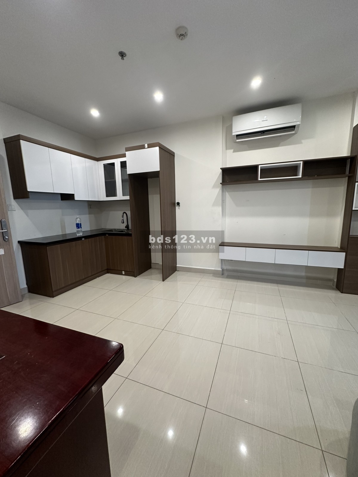 Bán 1PN+1 43m full gỗ view bể hơi S4 Vinhomes Smart City 2.360 tỷ Bao phí