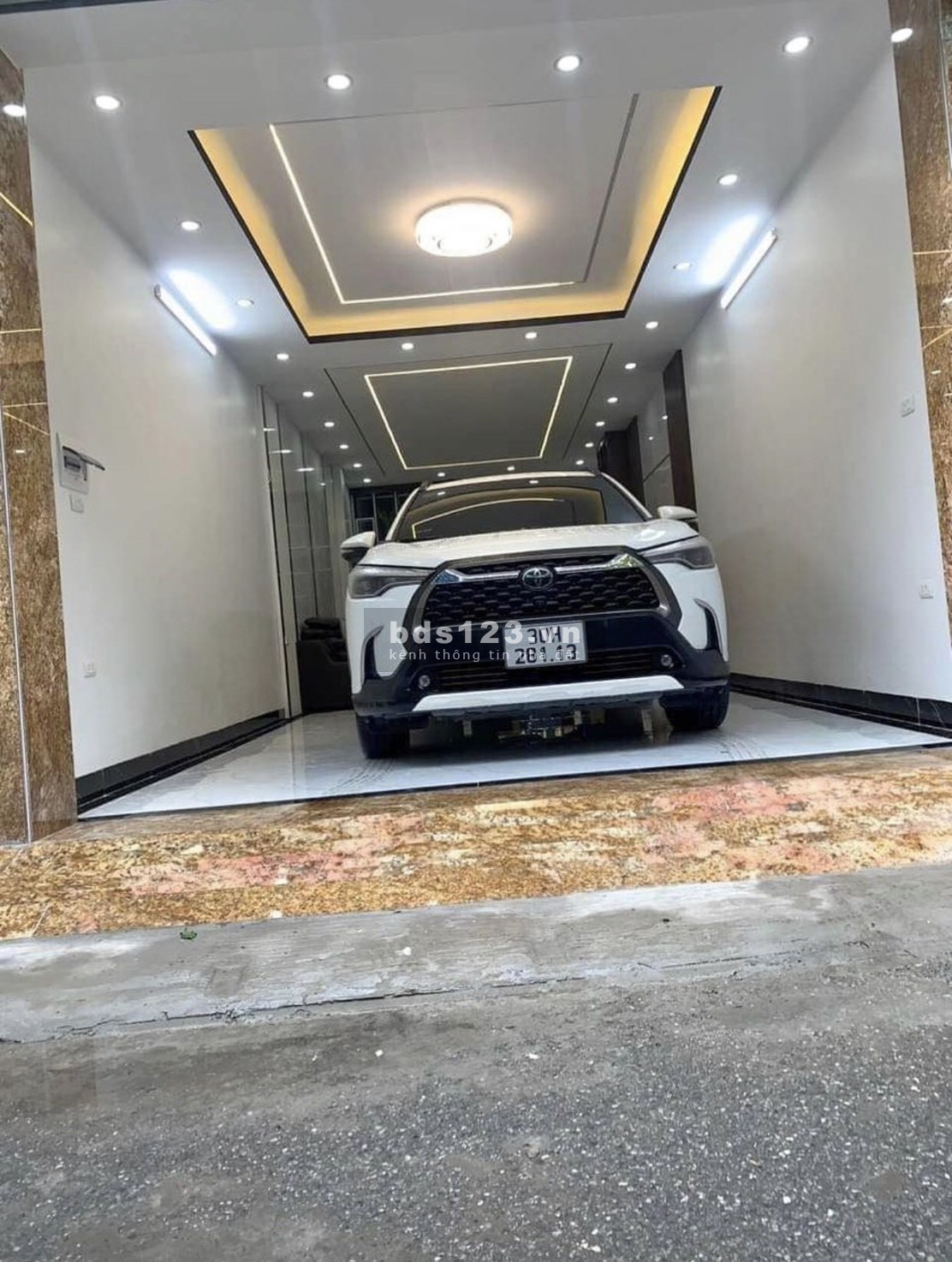 Bán nhà Trần Vĩ, Cầu Giấy, 50M2, 6 tầng, giá 16 tỉ, siêu kinh doanh