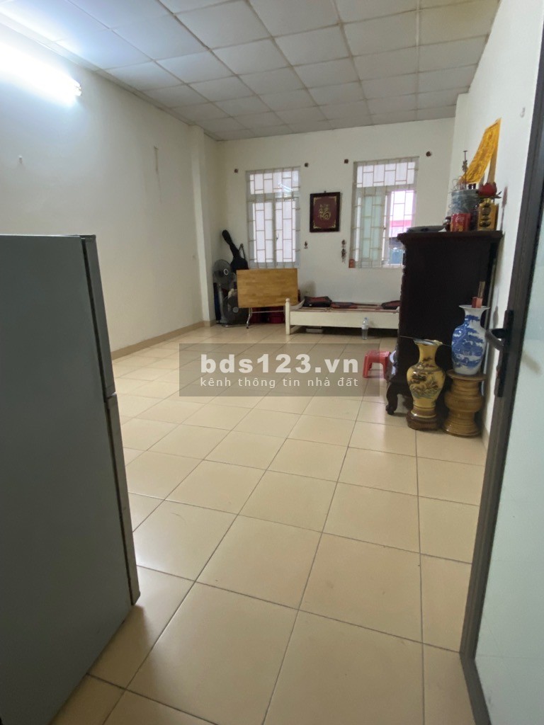 Sát phố 198 Ngọc Lâm, ra đường lớn 20m 3 tầng 52m2 5,8ty ở rộng rãi thoáng mát