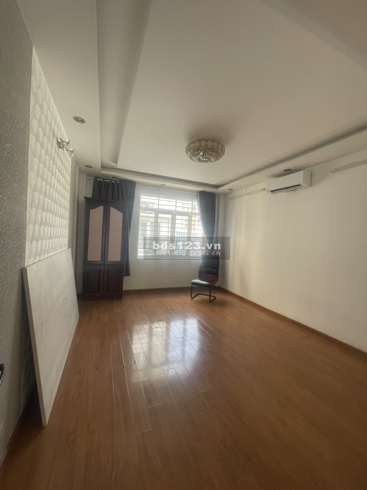 Chính chủ cho thuê văn phòng An phú, Q2 dt 40m2 giá chỉ 7 triệu, phòng mới, đầy đủ tiện nghi